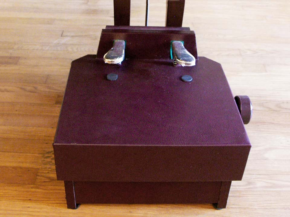 A piano pedal extender