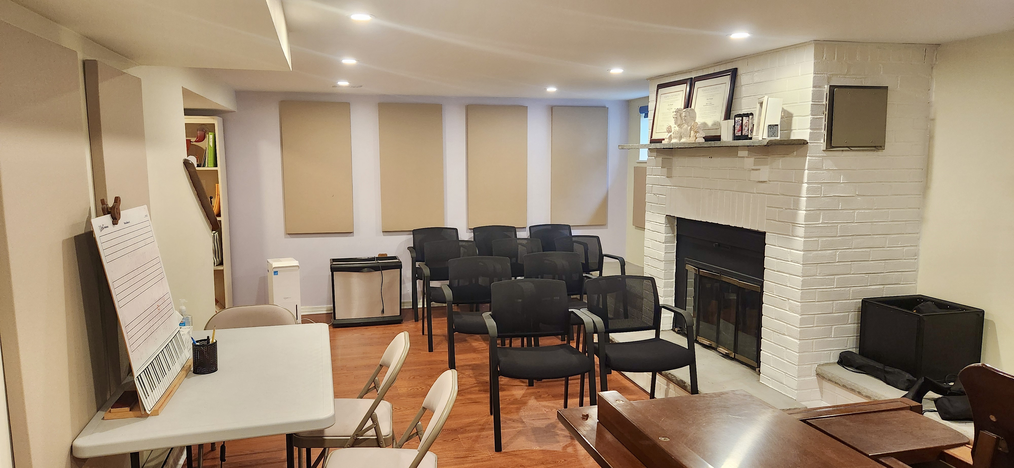 The IKM piano studio waiting area